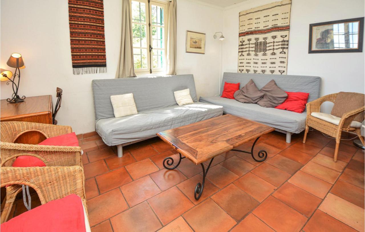 Cozy Home In Sete With Outdoor Swimming Pool Bagian luar foto