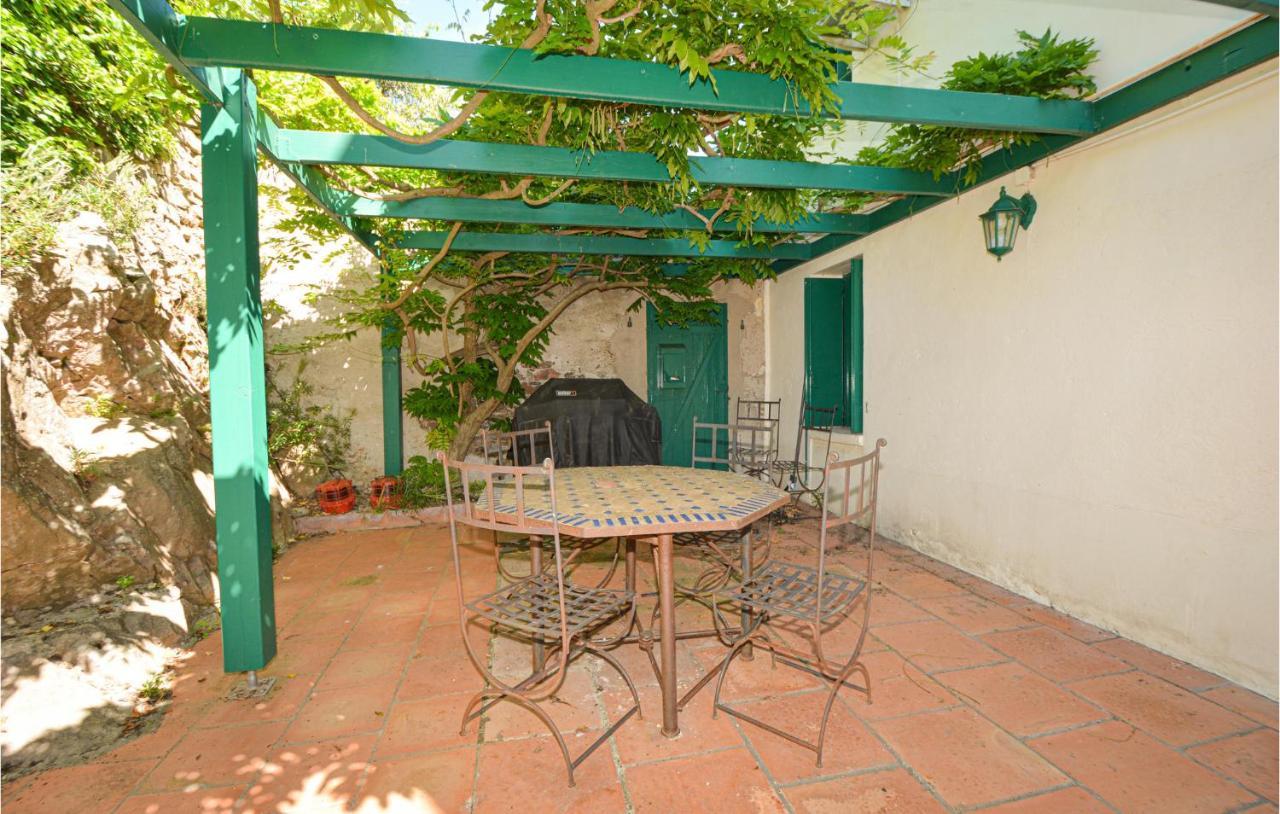 Cozy Home In Sete With Outdoor Swimming Pool Bagian luar foto