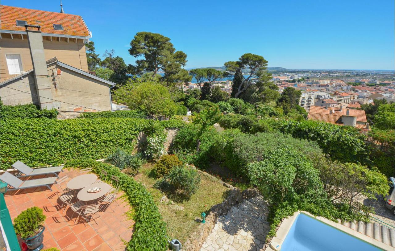 Cozy Home In Sete With Outdoor Swimming Pool Bagian luar foto
